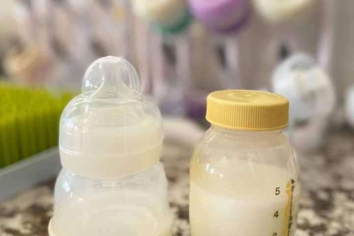 Nguyên liệu sữa mẹ trước khi đưa vào mẻ sấy tại xưởng gia công